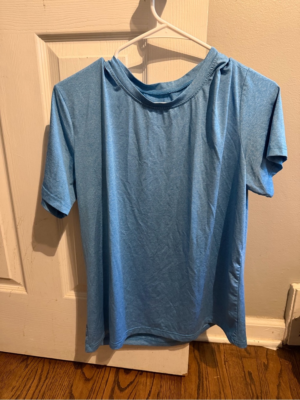 Women’s Short-Sleeve Crew Neck Tee in Light Blue